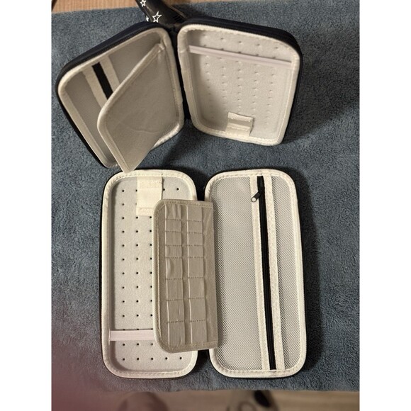 2 Nintendo Switch Travel Carry Case Molded Shell w/clips new kids teens juniors - Picture 3 of 3